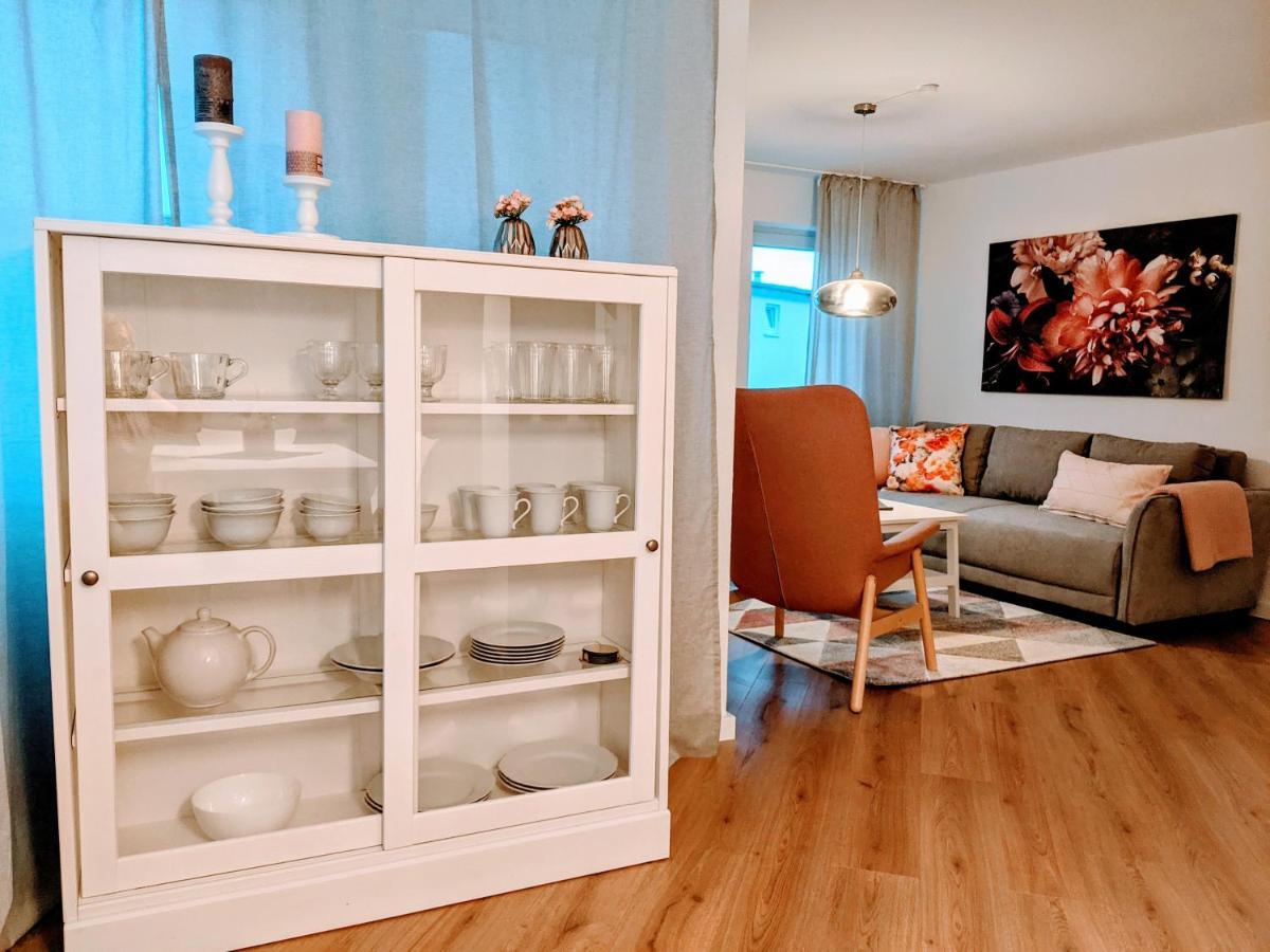 Cozy Apartment With Parking Garage Near Outlet Metzingen  Esterno foto