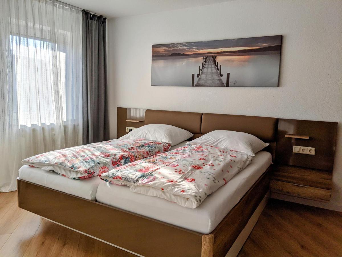 Cozy Apartment With Parking Garage Near Outlet Metzingen  Esterno foto