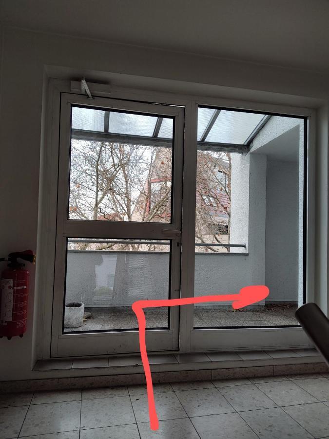 Cozy Apartment With Parking Garage Near Outlet Metzingen  Esterno foto